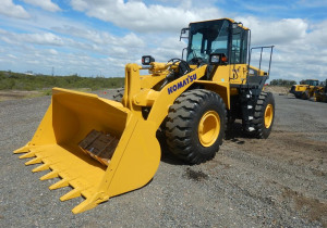 Heavy Equipment & Agricultural Machinery