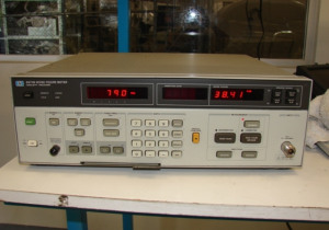 Medidor de figura de ruido Hewlett Packard 8970B