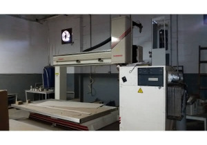 Used Thermwood C67 5 Axis CNC Router, 5′ x 10 Table, New in 2004