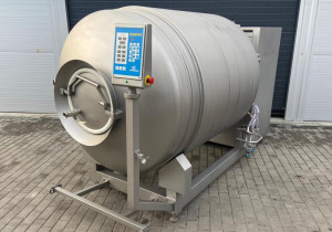 Nowicki Tumbler With Chiller - 2000 Liters