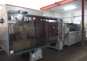 BMB KW 25 PI/2200 Injection moulding machine