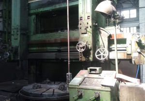 Vertical turret lathe TOS SK-25