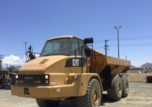 2008 Cat 725 Articulated Dump Truck