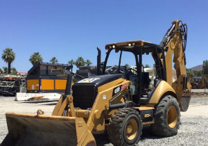 2015 Cat 450F 4X4 Backhoe Loader