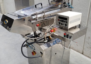 TABLET/CAPSULE COUNTING AND FILLING MACHINE King TC8