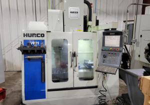 Centre d'usinage vertical Hucro Vm-1 CNC avec contrôle Hurco Winmax et changeur d'outils à double bras à montage latéral
