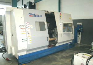 Centro de usinagem Doosan PUMA MX 2500 ST usado - horizontal