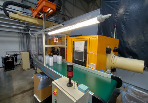 Husky H160 RS55/50 Injection moulding machine