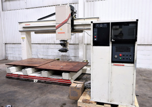 Used Thermwood C67Dt 5-Axis Cnc Router, Dual 5' X 5' Tables, Q-Core Upgraded Cnc