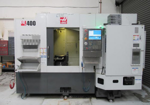Centro de usinagem horizontal Haas Ec400 4 eixos 2015 usado