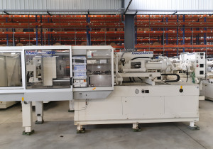 KRAUSS MAFFEI 200-700 Injection moulding machine