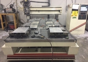 Used Thermwood Cs45 3 Axis Router New 2006