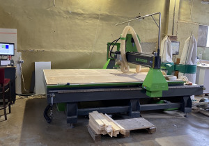 CNC Router 3-axis Cutting Machine second hand with 7 kW HSD Spindle