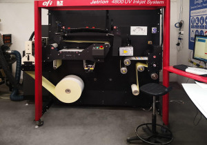 Máquina de impressão de etiquetas EFI Jetrion 4830 usada