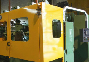 Macchina per lo stampaggio mediante soffiatura a estrusione continua Bekum modello Hbv-202 ricostruita