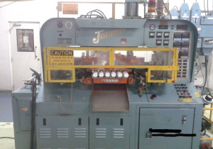 Χρησιμοποιημένο 2003 6-D L/S Jomar Extrusion Blow Moulding Machine
