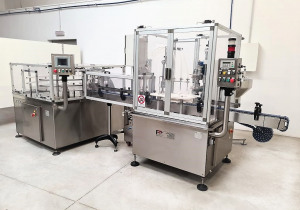 PHARMA SERVICE   MOD. RT06-S - Liquid filling and capping line used