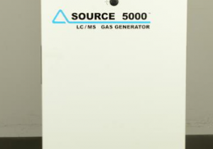 Gerador Parker / Balston LCMS-5000NA TriGas usado (nitrogênio, ar zero e ar de exaustão da fonte)