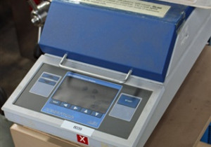 Analisador de umidade CompuTrac MAX2000 da Arizona Instruments usado