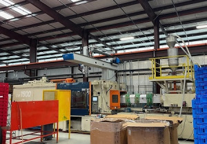 Used Horizontal Injection Mold Series UM 2000