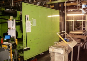 Used Horizontal Injection Mold ES11050/1000WP 2000