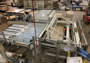 Linea di assemblaggio porte per automazione Midwest usata