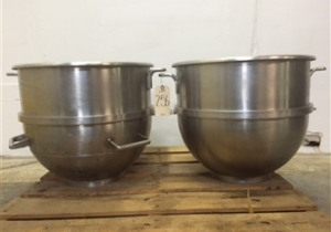 Used Hobart  VML80 Quart S/S Mixing Bowls