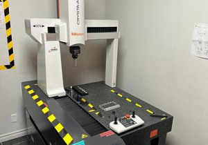 2021 Mitutoyo Crysta Apex V-574 Dcc Coordinate Measuring Machine
