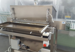 Latina Mareco - Machine for the Removal of Powder Products from Drying Oven Trays  used
