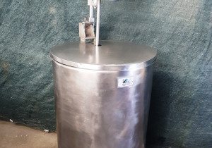 Zinox Agitated mixing tank used