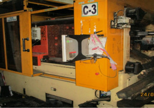 Husky HyCAP(2.0) H300-RS80/70 injection moulding machine