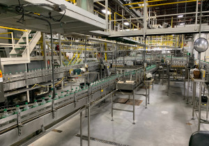 Linha completa de engarrafamento de refrigerantes carbonatados para animais de estimação H&K 600 Bpm