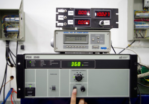 Used AE PDX-2500 RF Generator