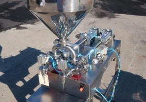 Used Quantitative Dual Head Air Operated Stainless Piston Filler, With Foot Switch