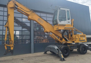 Used Liebherr A902 – A904