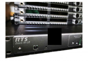 RTS Zeus III LE - Sistema de intercomunicação de matriz digital usado