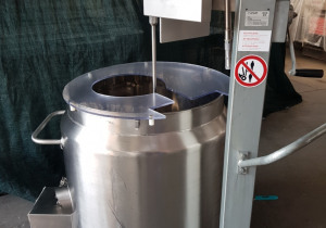 FLUX  Mod. FHG - Jacketed mixing vessel used