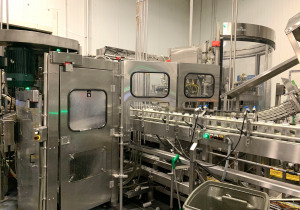 Crown Bevcorp 72 Valve Can Filler With Angelus 120L Seamer