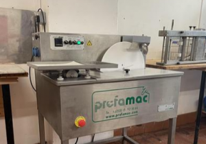 PREFAMAC PMOU-30 Temperer/Moulding Machine