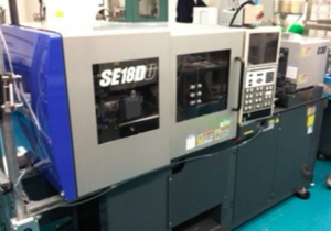 Macchina per lo stampaggio ad iniezione elettrica Sumitomo SE18DU-C30