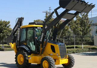 NEW RHINO RBH70 LOADER BACKHOE ( CUMMINS ENGINE )