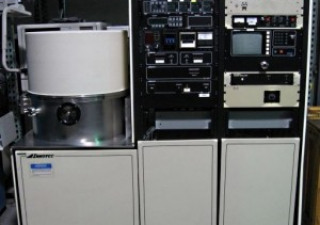 Système de chambre de pulvérisation verticale en lots à vide poussé Innotec V-24-C Vs24C