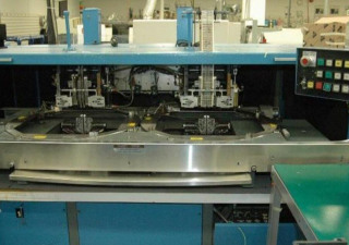 Universal 6295 Axial Insertion Machine