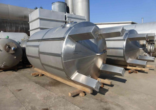 10.000 Liter Storage tanks/ stainless steel tanks without pressure