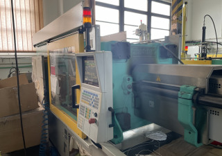 Injection Molding Machine Arburg 570 C 2200-1300