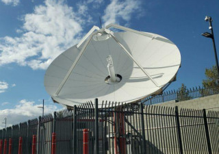 Antena da Estação Terrestre Vertex 7,3M Banda KU