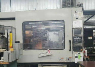 Used 725 Ton Cincinnati Magna 725 Injection Molding Machine