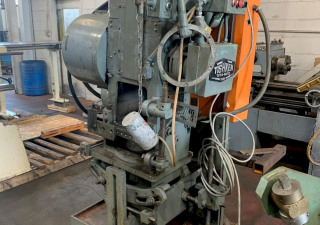 Usado 18 Ton Tishken Tilt Type Cut-Off Modelo Co-T-6, Stock# 10881