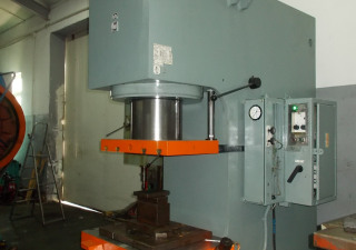 Wmw PYE 250 S1M metal press