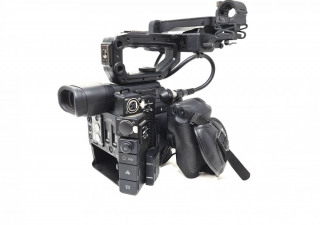Videocamera Canon EOS C200, 80 ore, Kit, ex demo